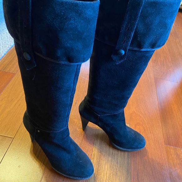 Rockport Shoes - Women’s Rockport suede tall boots- Final price !